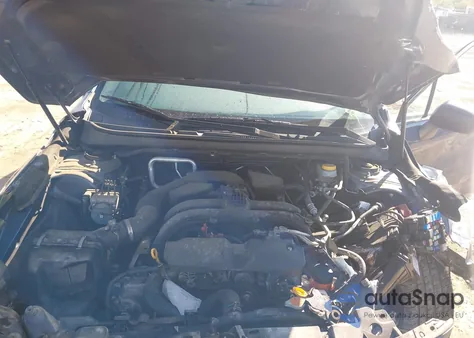 2017 Subaru Legacy 2.5I из США, поврежденный, VIN 4S3BNAA69H3012970